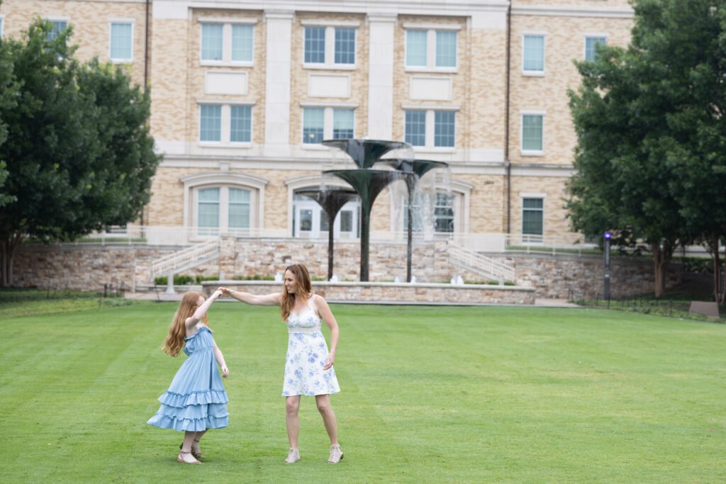 Mom and daughter on the TCU campus, taken by Kara Powell Photography.