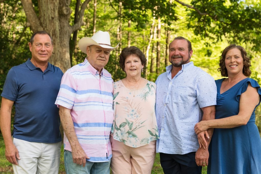 Family during an extended family session in Porter TX