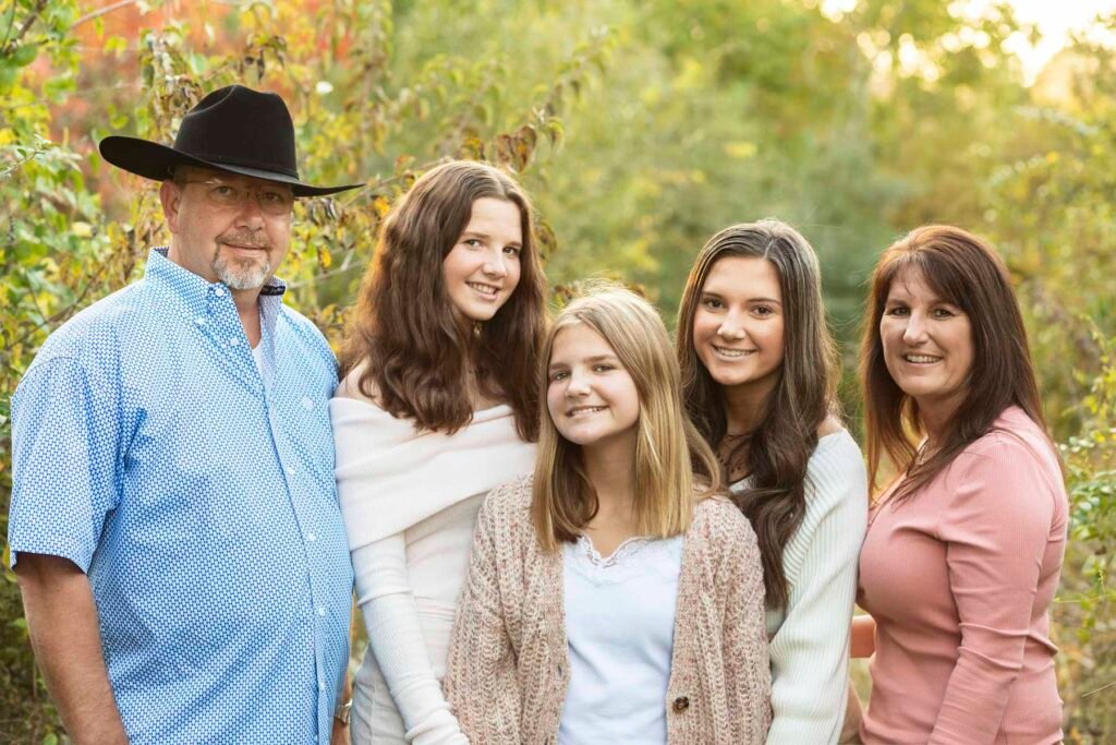 Family of 5 at Fernland In Montgomery TX
