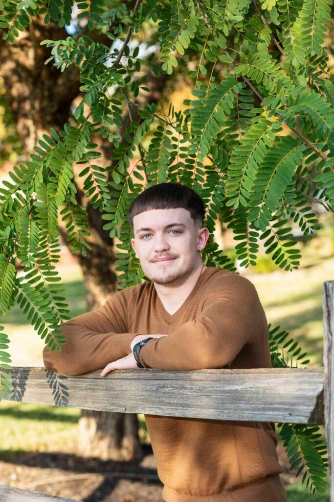 A High School Senior poses at Townhall TX