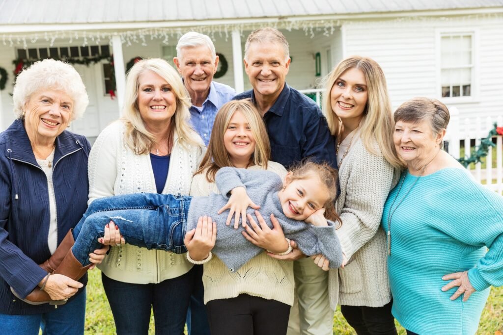 Family Photoshoot near me, The Woodlands, Texas, whole family photoshoot. 