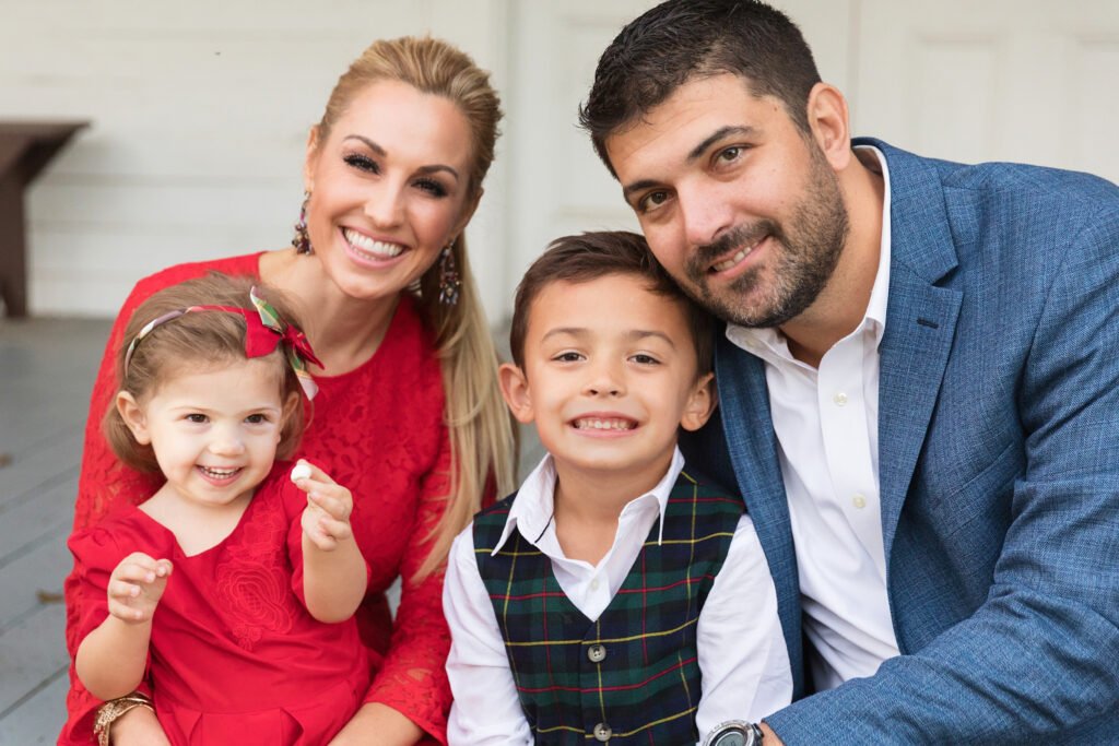 Studio Photography Near Me: This family wants to know the difference between Mini Session vs. Full photo Sessions